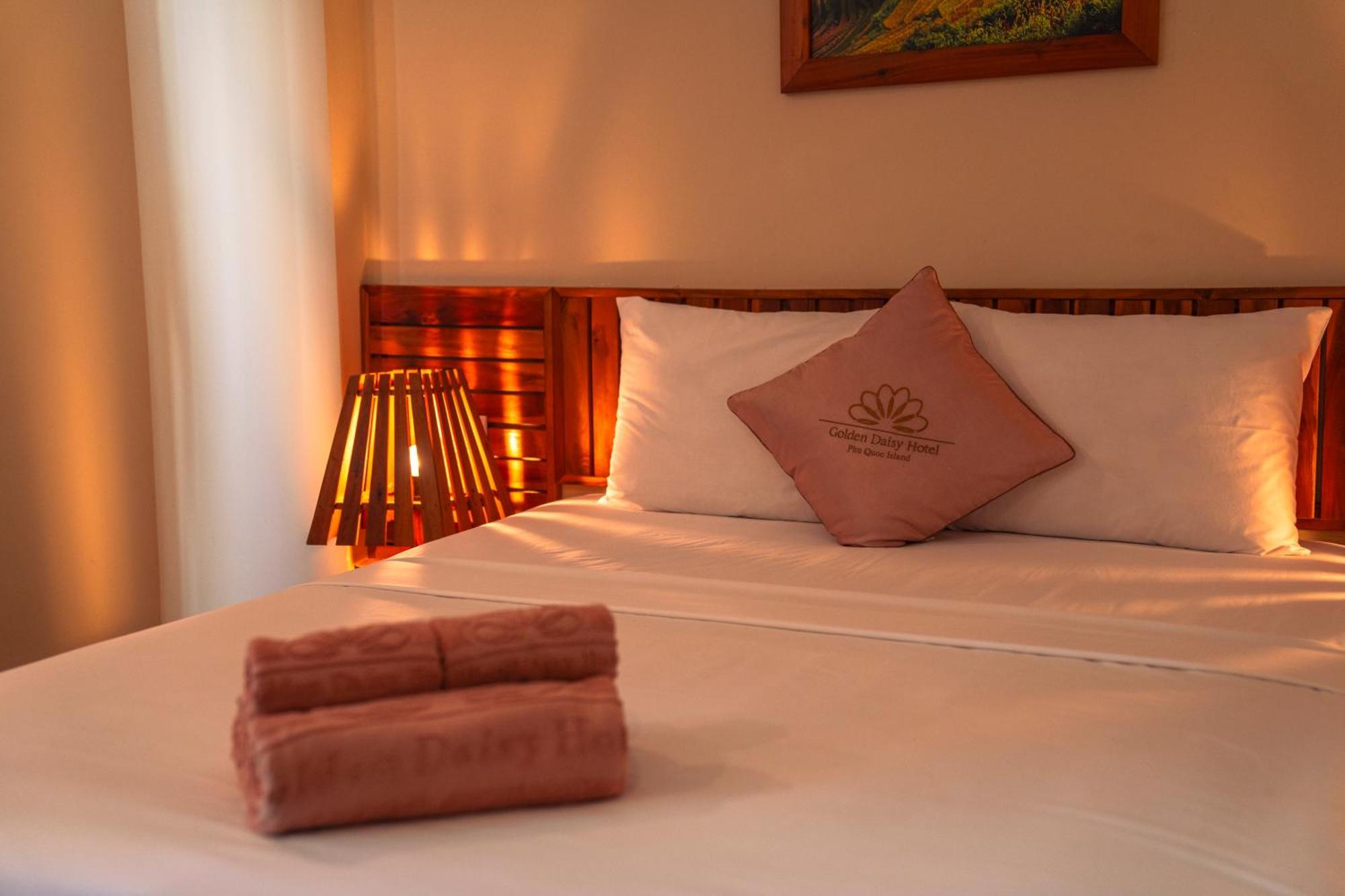 Golden Daisy Hotel Phu Quoc Exterior foto